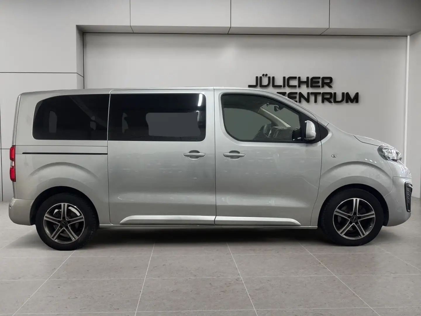 Peugeot Traveller Active L2, 2.Hand, Inspektion neu Серый - 2