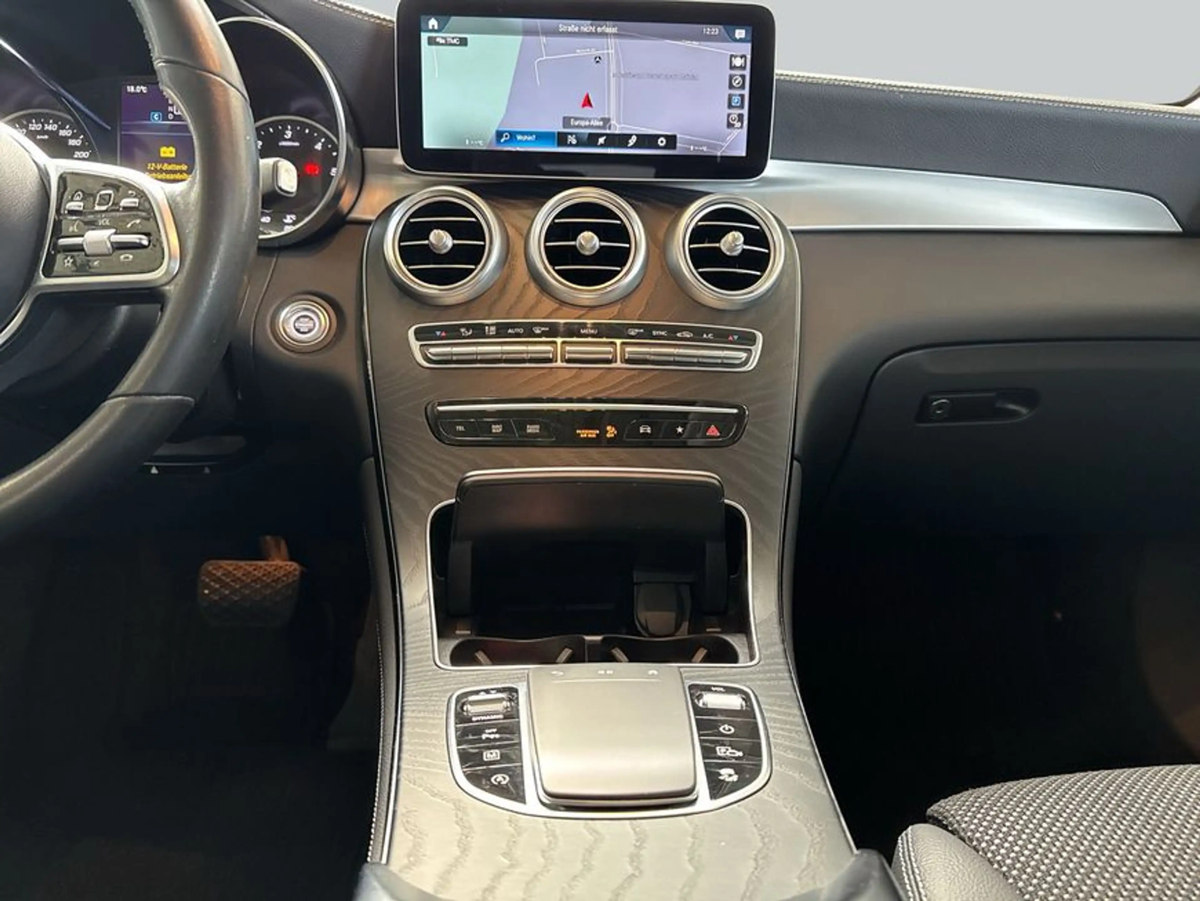 Mercedes-Benz GLC 220 GLC — photo 14