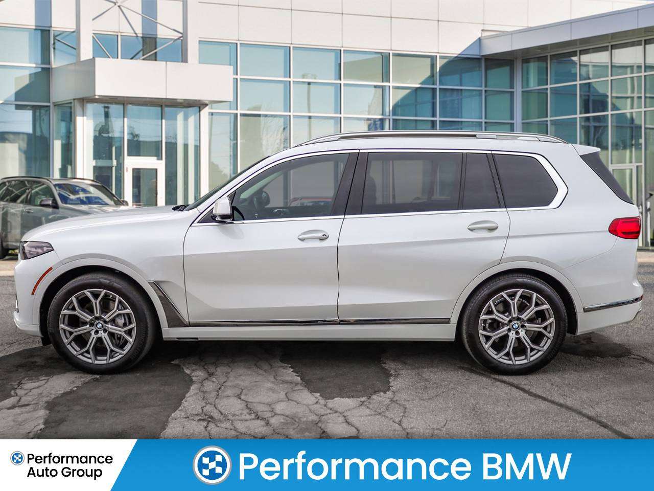 2022 BMW X7