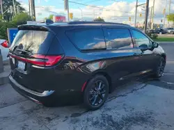 Chrysler Pacifica 2022