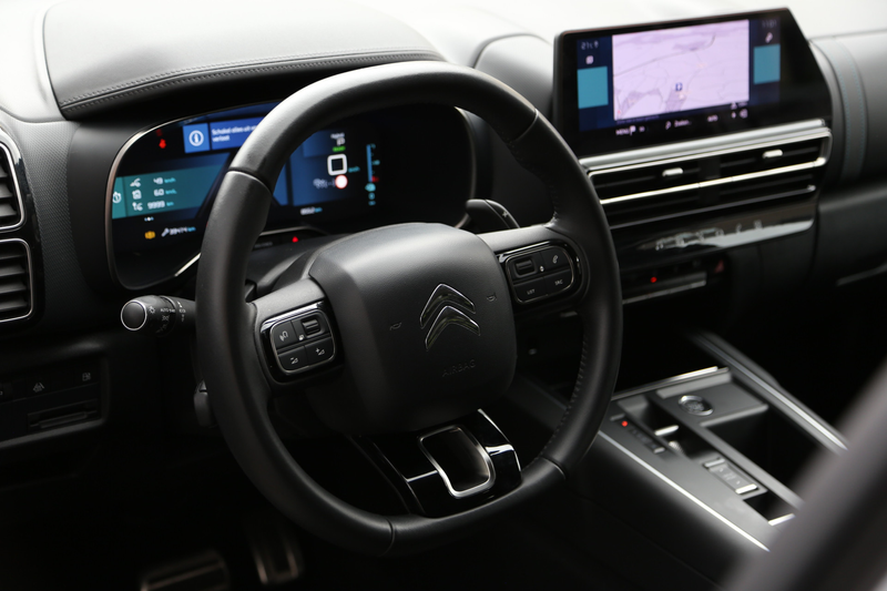 Citroen C5 Aircross 1.6 Plug-in Hybrid 225 Shine Navi ACC LED Camera — photo 9