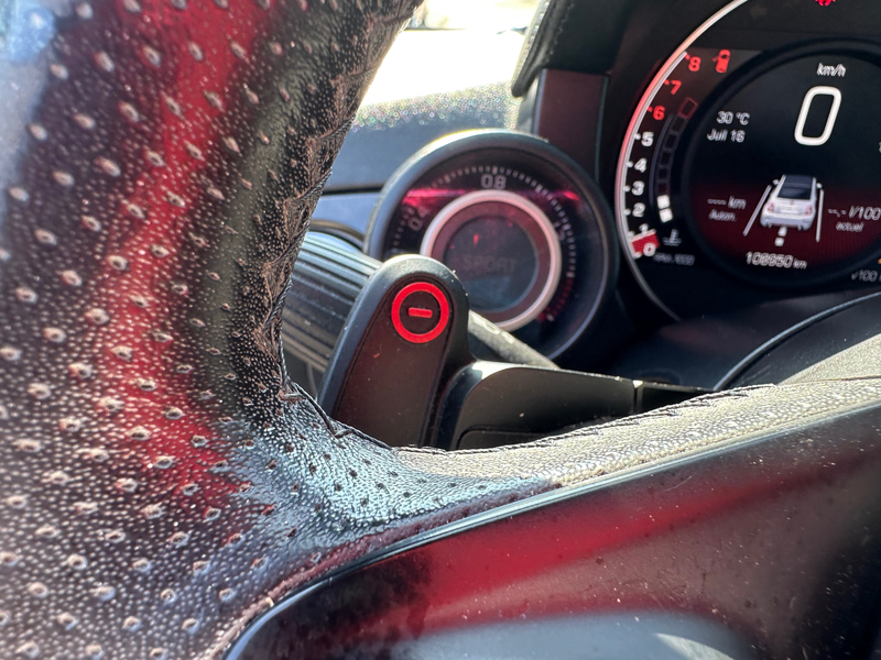 Abarth 595C 595C 1.4 T-Jet MTA — photo 15