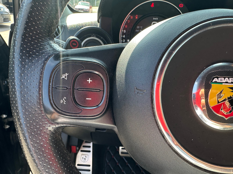 Abarth 595C 595C 1.4 T-Jet MTA — photo 13