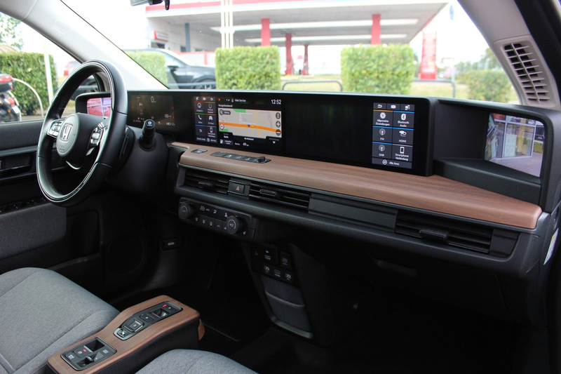Honda e Advance — photo 10