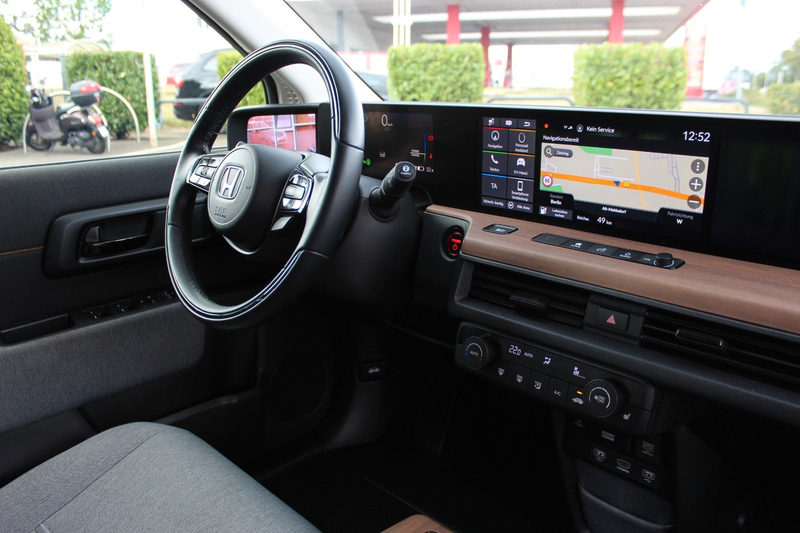 Honda e Advance — photo 9