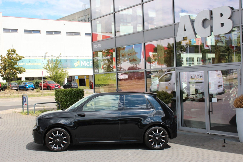 Honda e Advance — photo 3