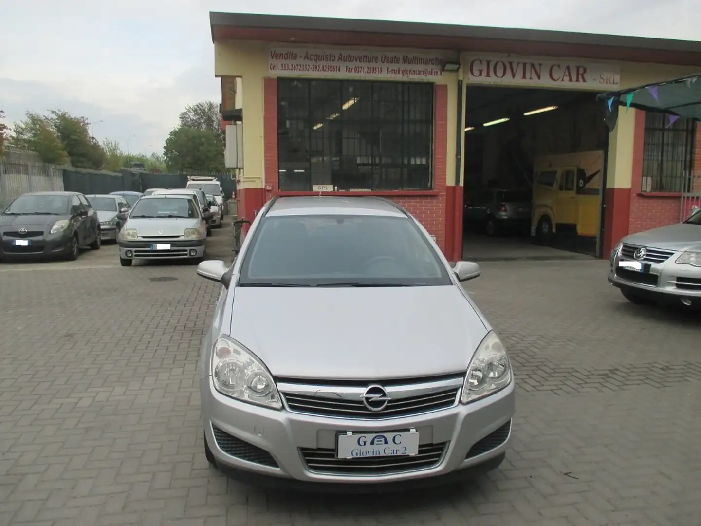 Opel Astra Astra SW 1.6 115cv Con GPL Gris - 1