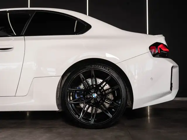 BMW M2 view 6