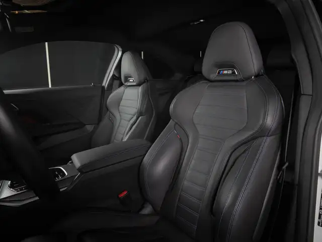 BMW M2 view 11