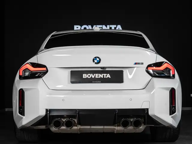 BMW M2 view 9