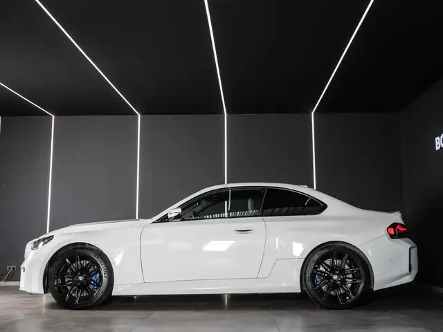 BMW M2 view 7