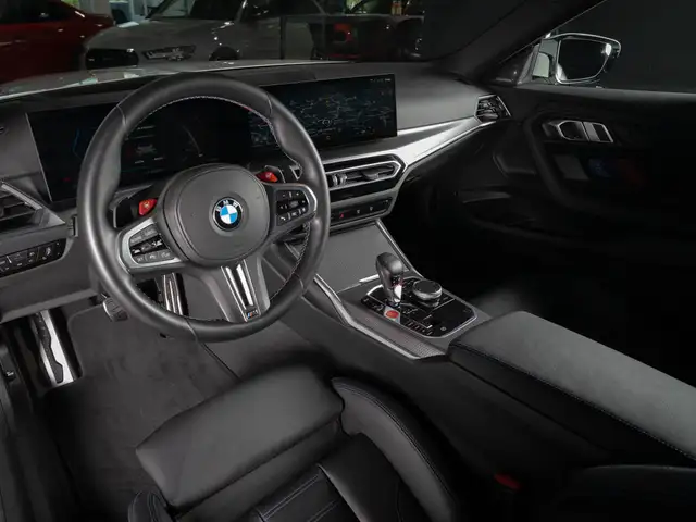 BMW M2 view 10