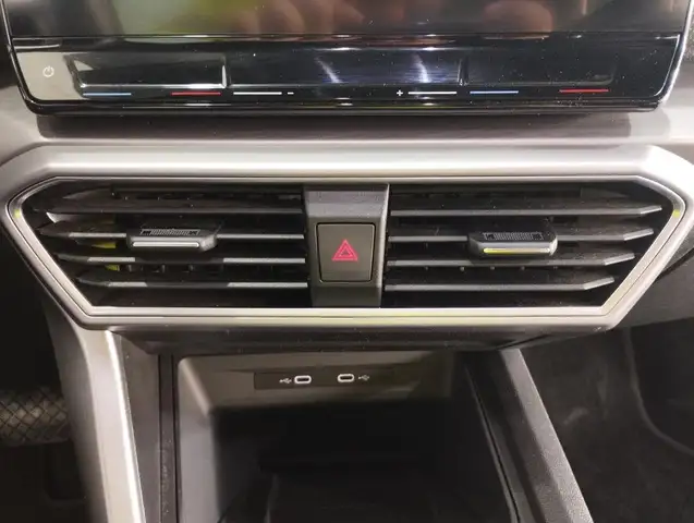 Seat Leon Leon view 17