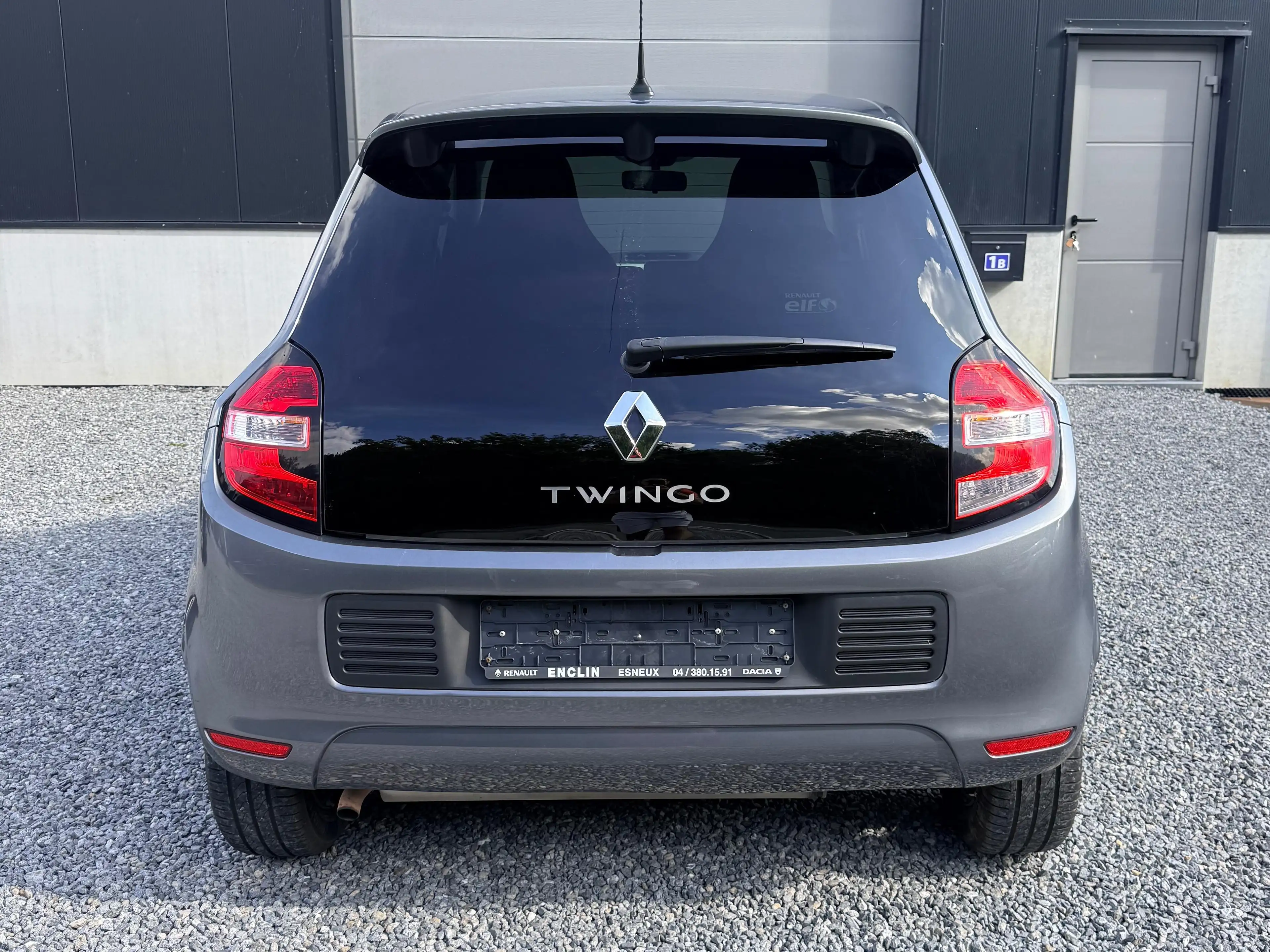 Renault Twingo Twingo 1.0i SCe Limited S — photo 3