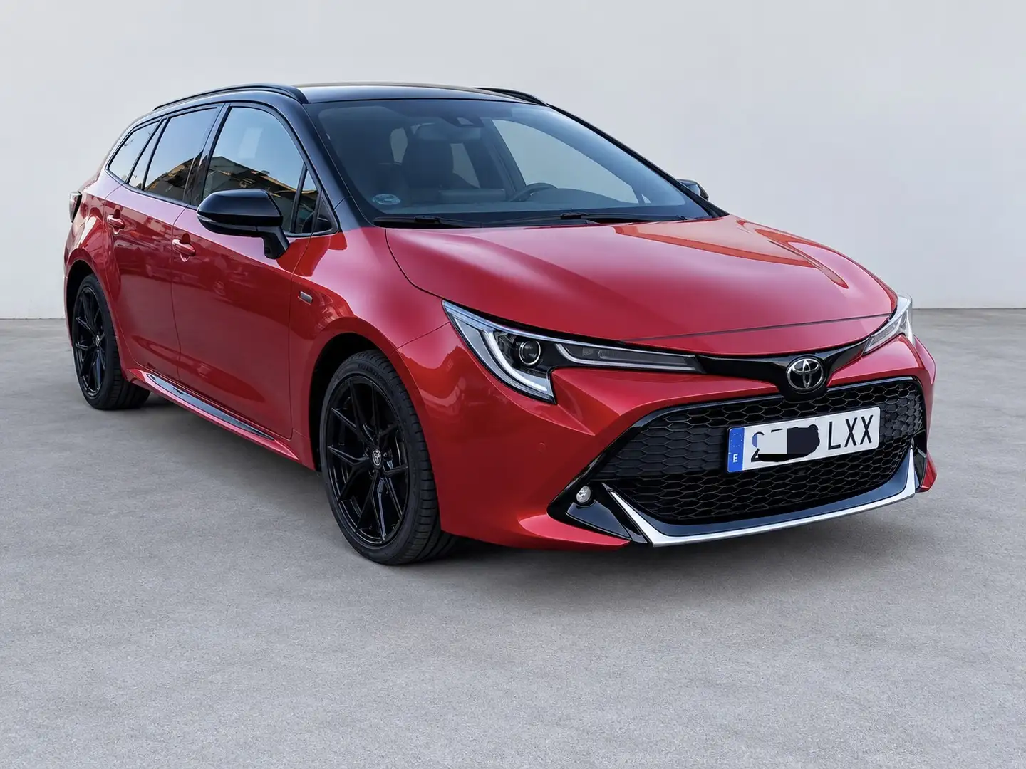 Toyota Corolla Touring Sports 180H GR-Sport - 1