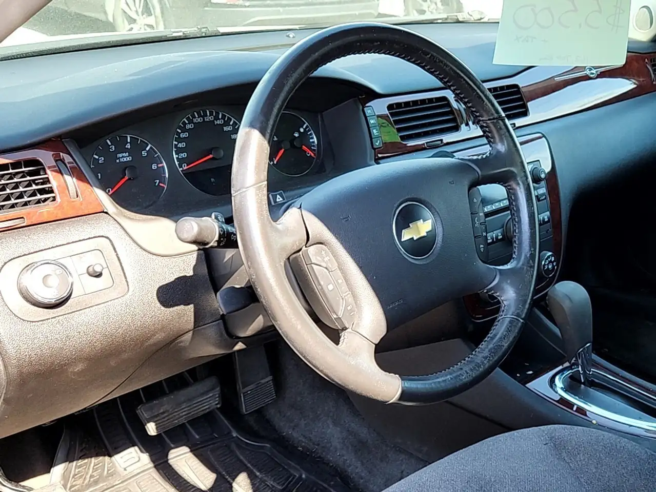 Chevrolet Impala снимка Chevrolet Impala