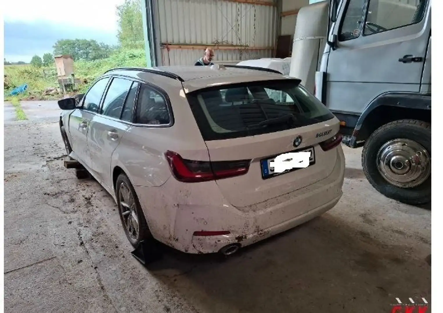 BMW 318 Baureihe 3 Touring 318 d Blanc - 2