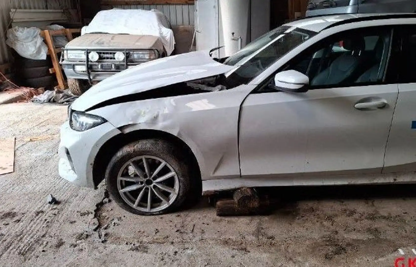 BMW 318 Baureihe 3 Touring 318 d Blanc - 1