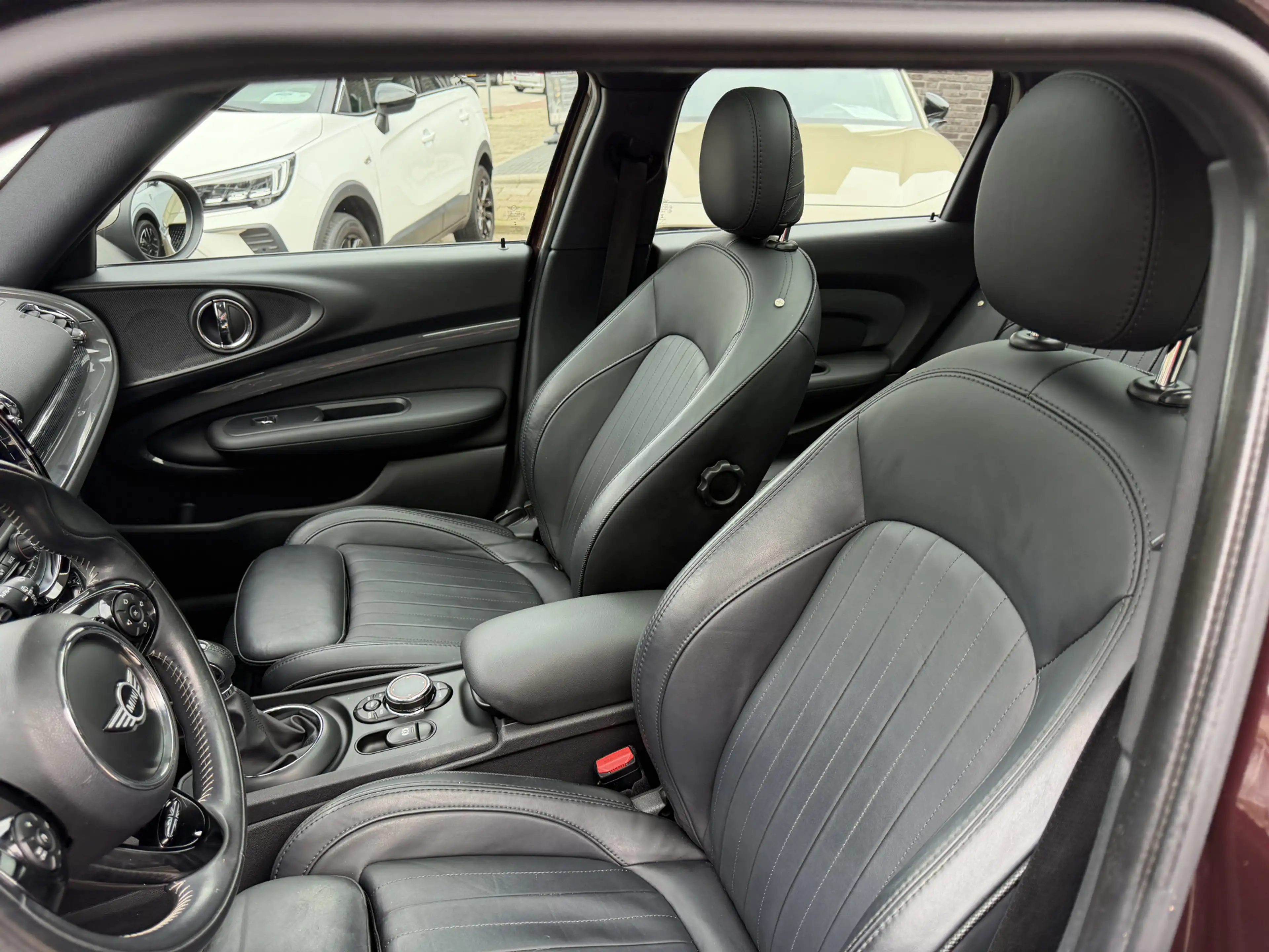 MINI Cooper S Clubman 2.0 Chili Serious Business Leder/Panorama/Stoelver — photo 10