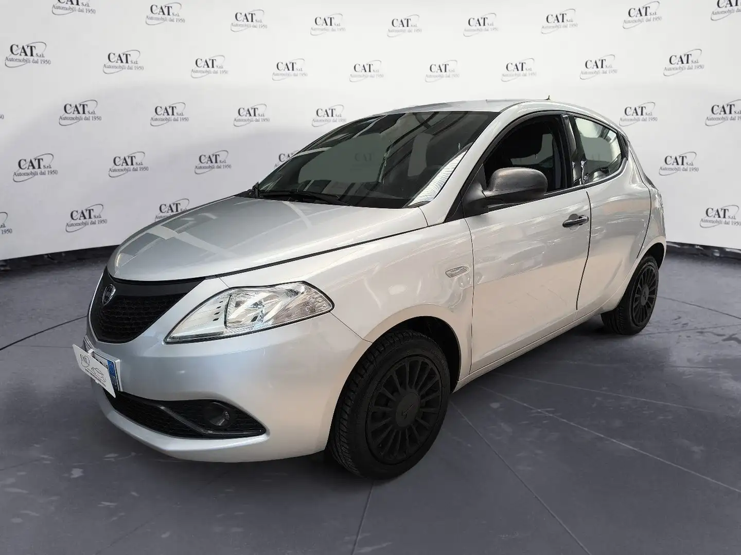 Lancia Ypsilon Ypsilon 1.2 69 CV 5 porte Elefantino Blu Grau - 1