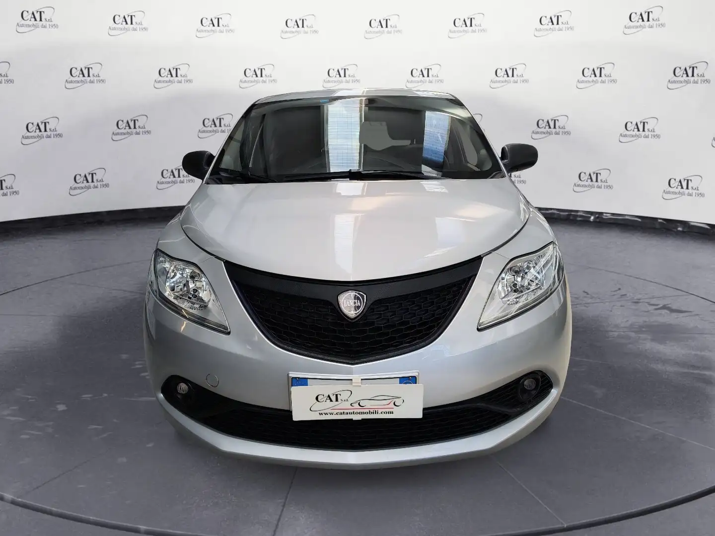 Lancia Ypsilon Ypsilon 1.2 69 CV 5 porte Elefantino Blu Grau - 2