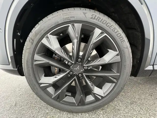 Cupra Formentor view 10
