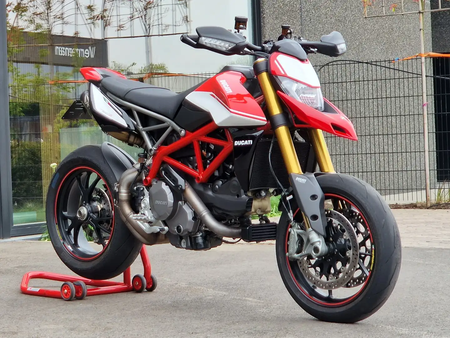 Ducati Hypermotard 950 SP ***  AUSTIN RACING UITLAAT  ***  NIEUWSTAAT *** Roşu - 2