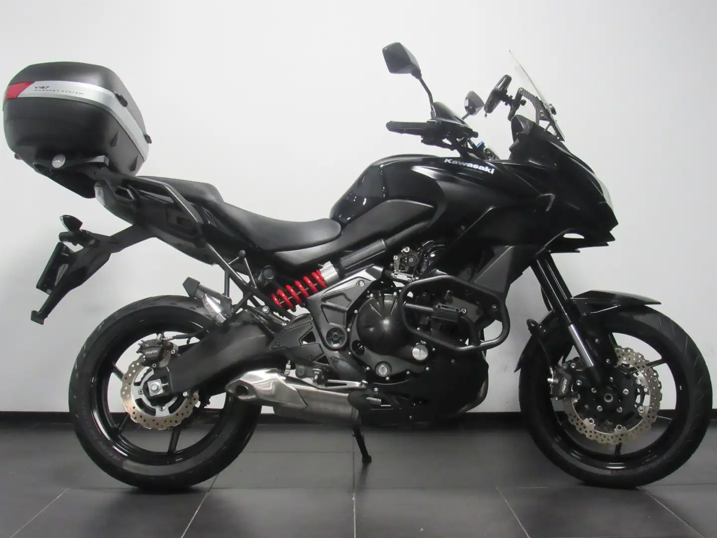 Kawasaki Versys 650 Negro - 1