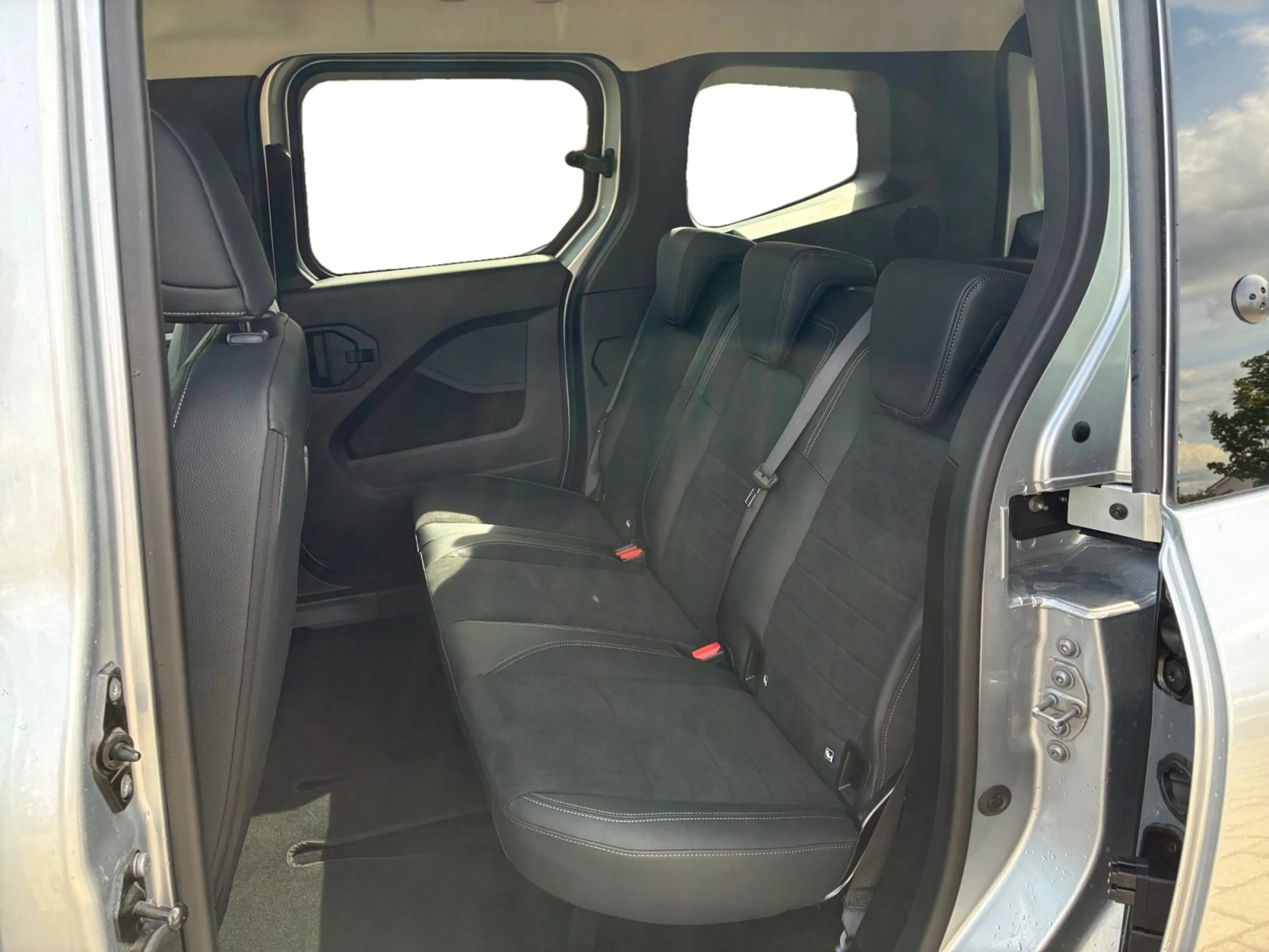 Mercedes-Benz T-Class T 160 d STYLE Standard+Kamera+Tempomat+LED+MBUX — photo 13