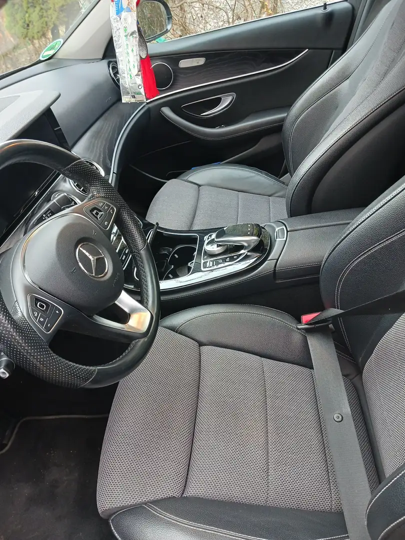 Mercedes-Benz E 220 E 220 d T 9G-TRONIC Grau - 2