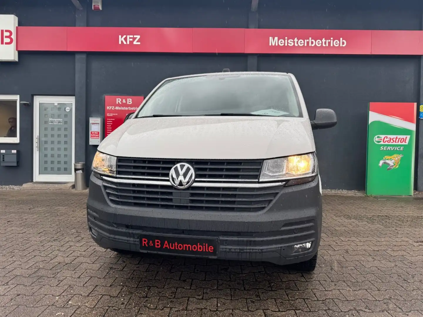 Volkswagen T6.1 Transporter Kasten FWD*RFK*Navi*ACC* Blanc - 2