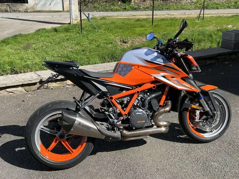 KTM 1290 Super Duke R - foto 3
