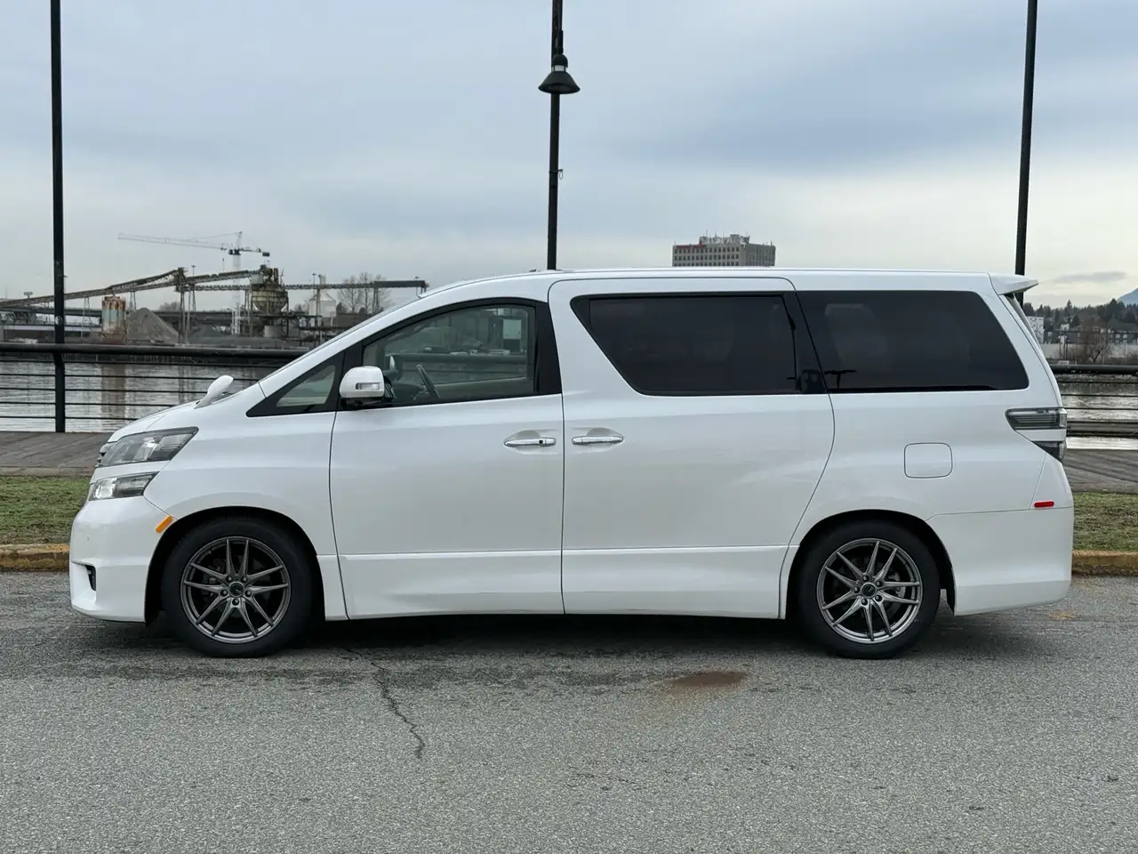 Toyota Sienna fotografie Toyota Sienna