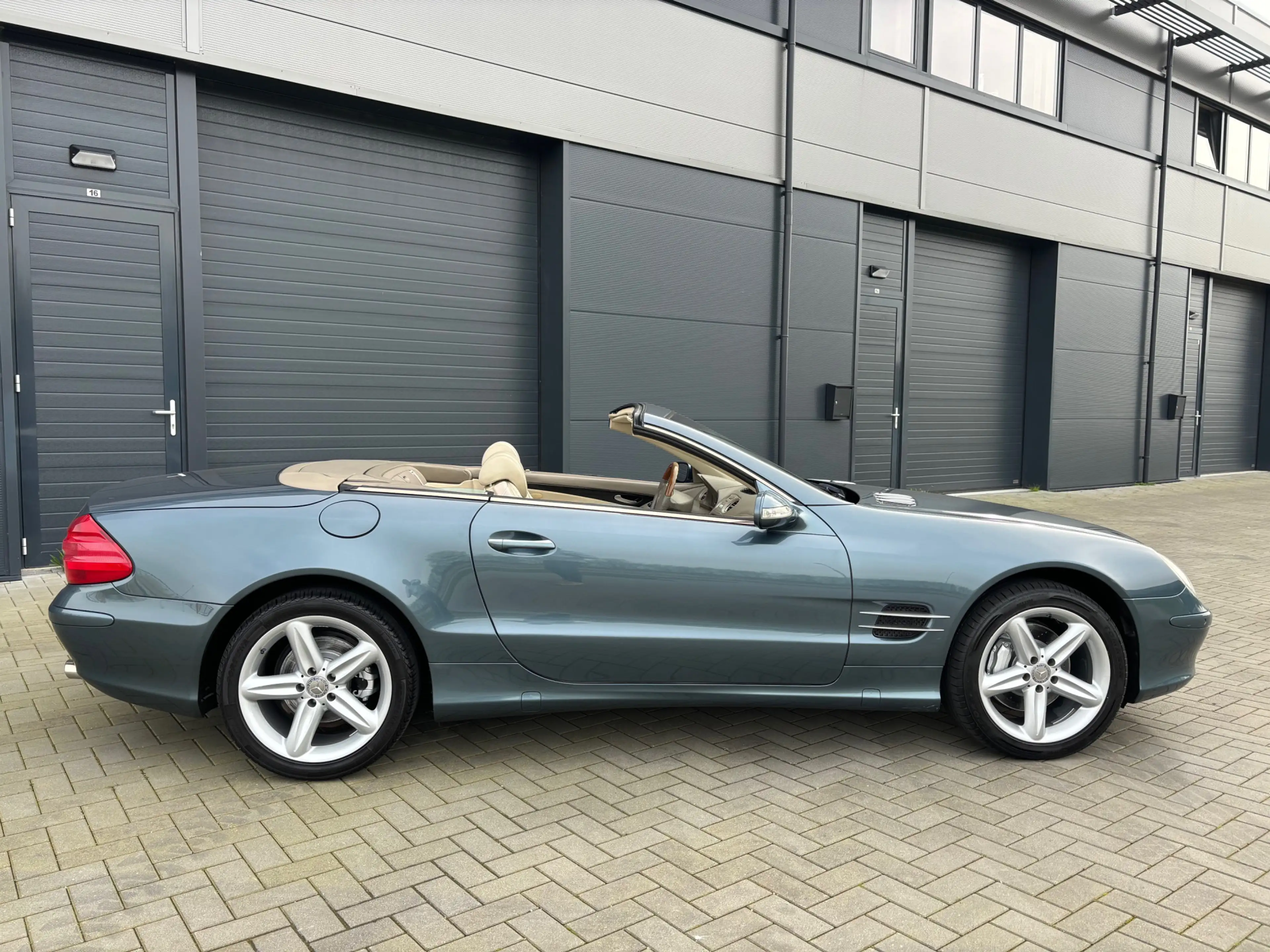Mercedes-Benz SL 500 Zeer nette auto — photo 9