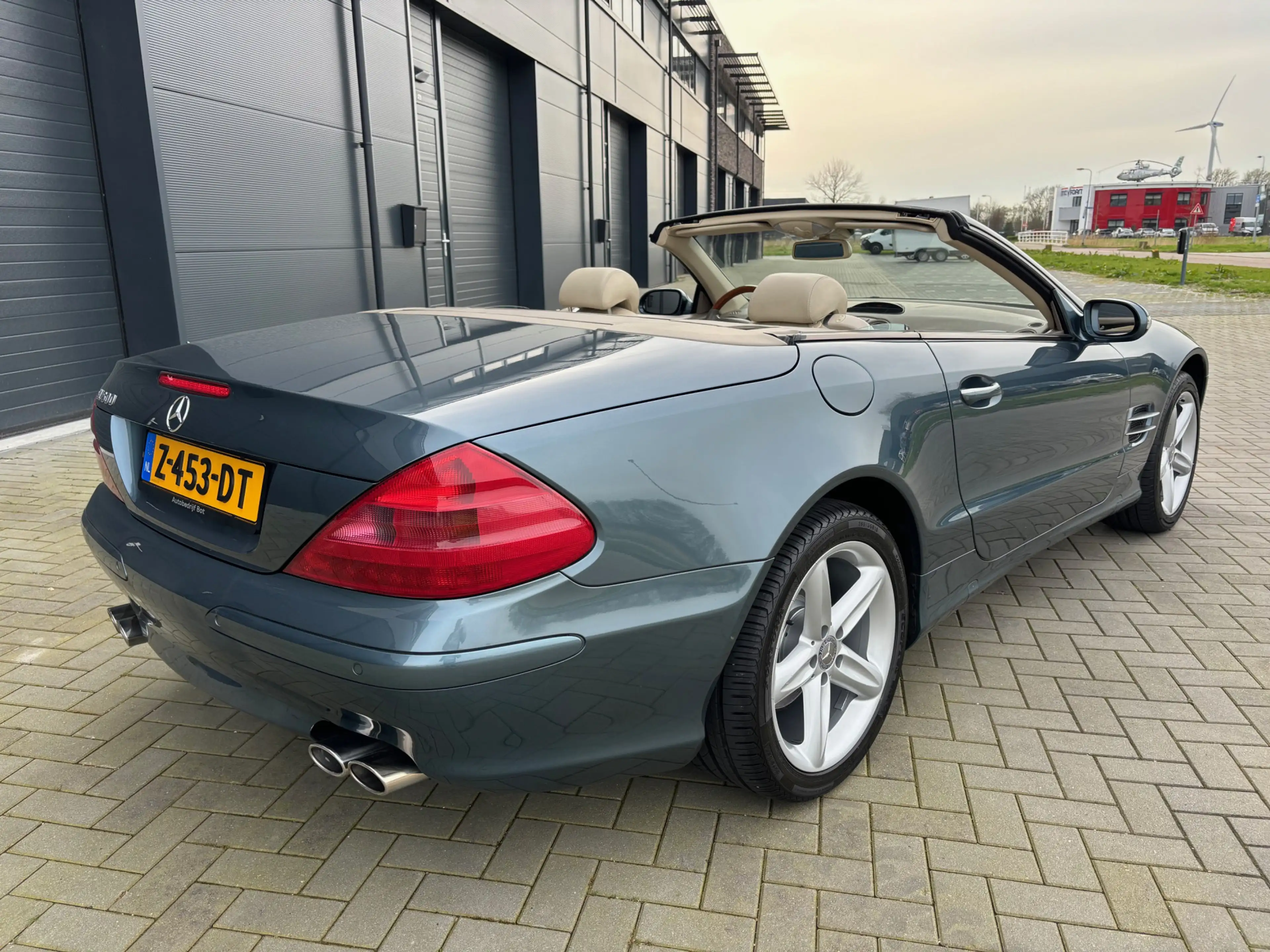 Mercedes-Benz SL 500 Zeer nette auto — photo 11