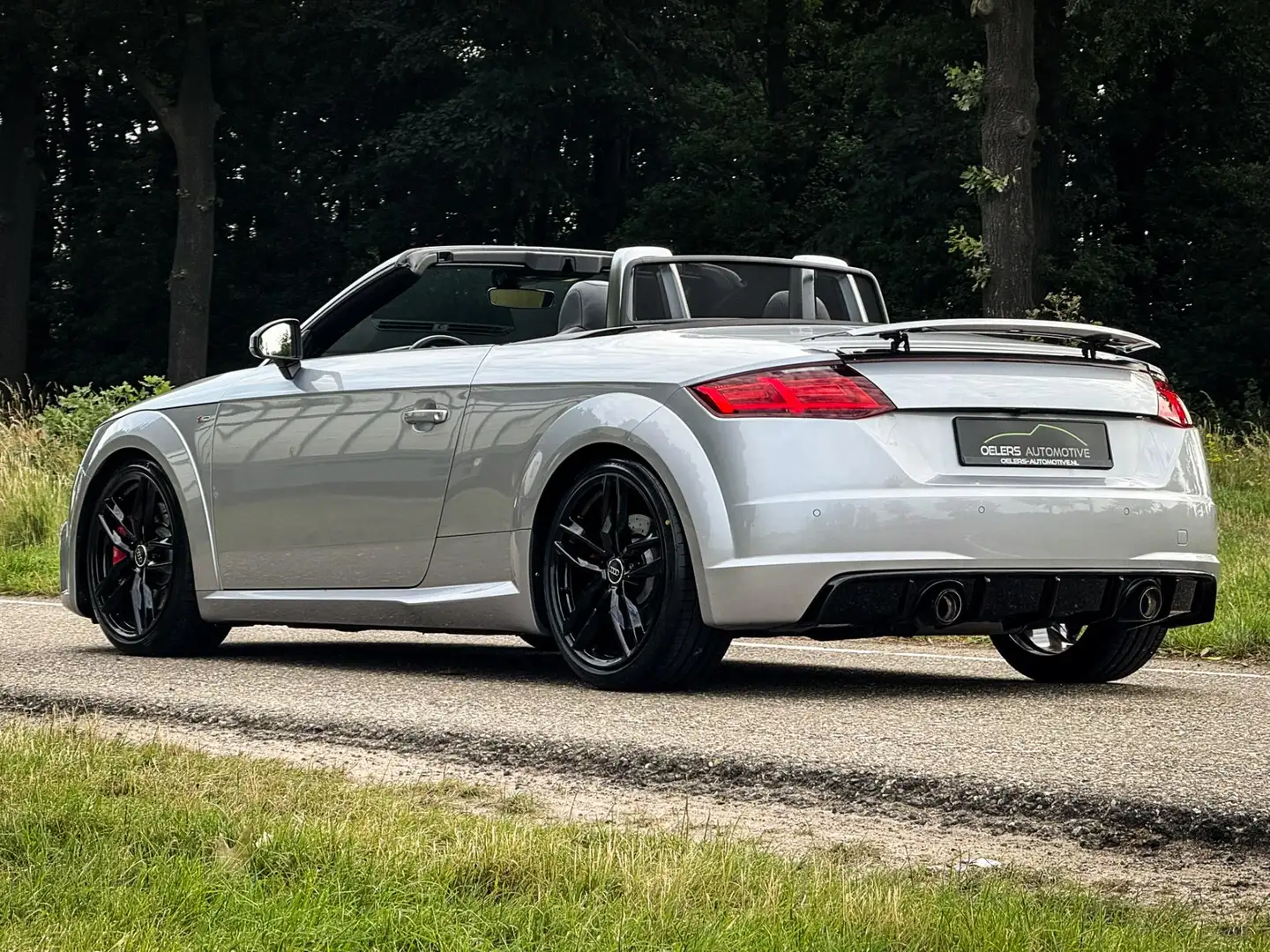 Audi TT Roadster 2.0 TFSI S-Line | Bang & Olufsen | Virtua Grijs - 2