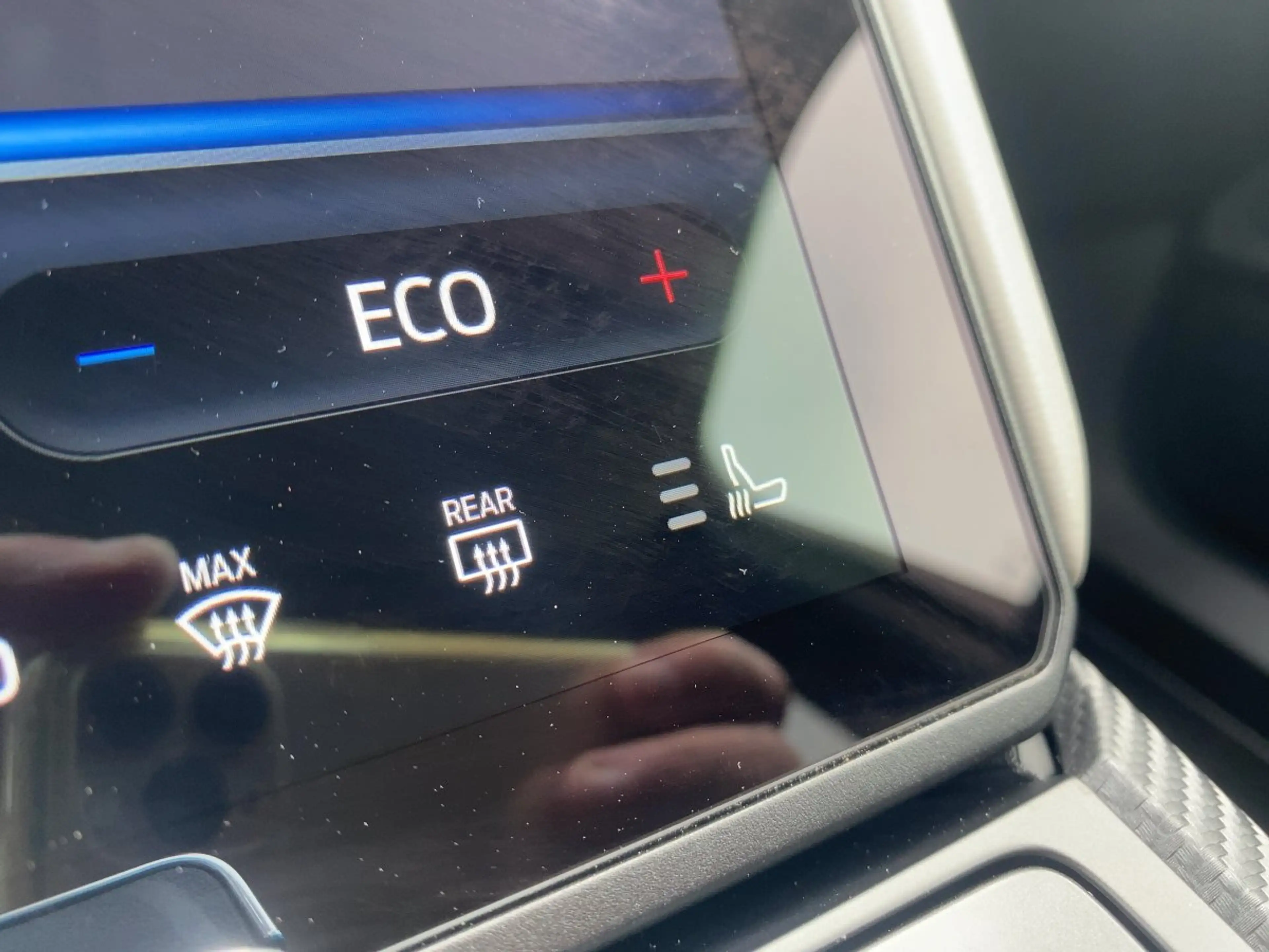 Ford Explorer PREMIUM 77kwh *AHK*Standhzg.*Kamera 360* — photo 15