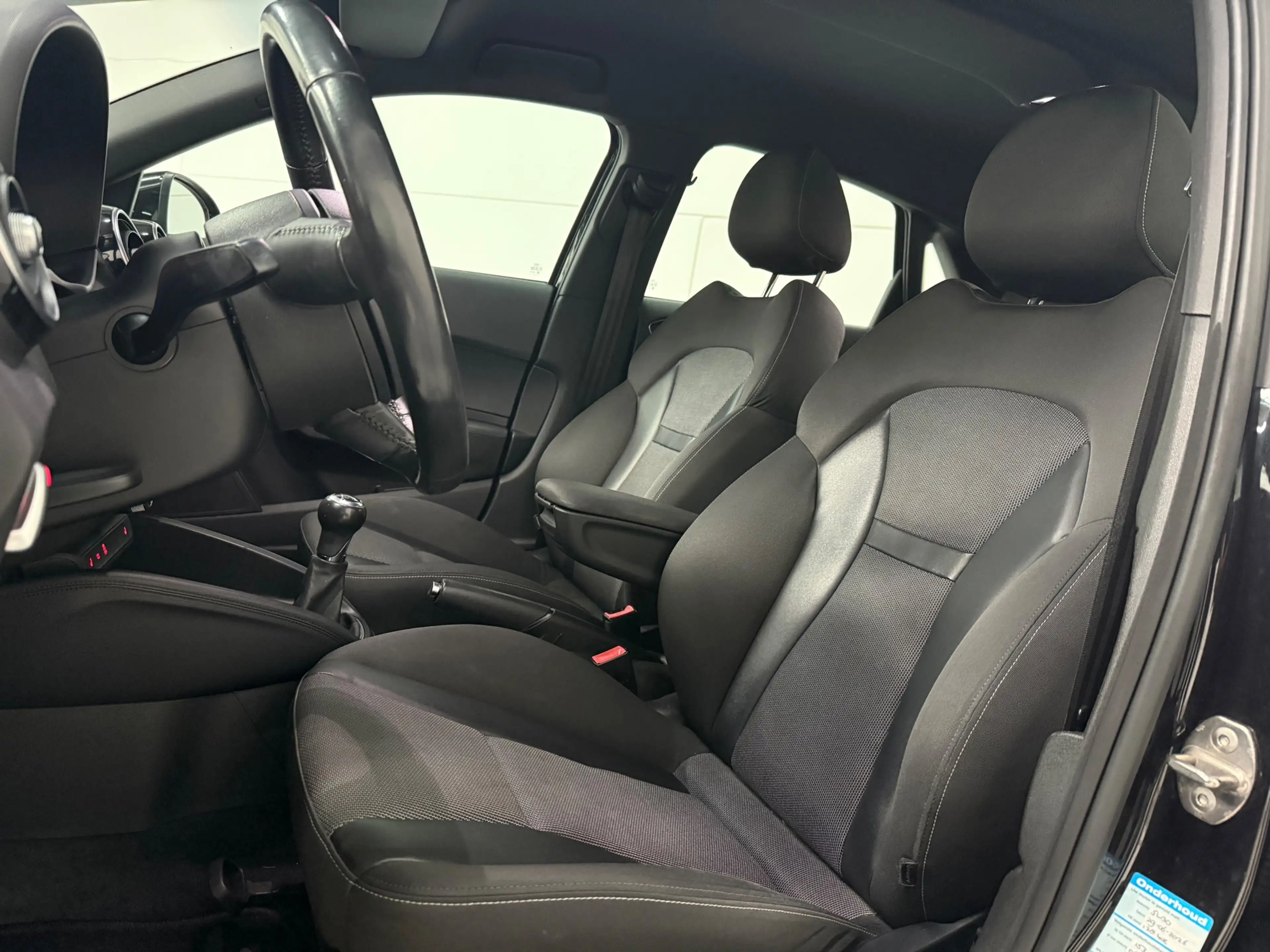 Audi A1 Sportback 1.4 TFSI Ambition Xenon Navi Pdc Clima — photo 7