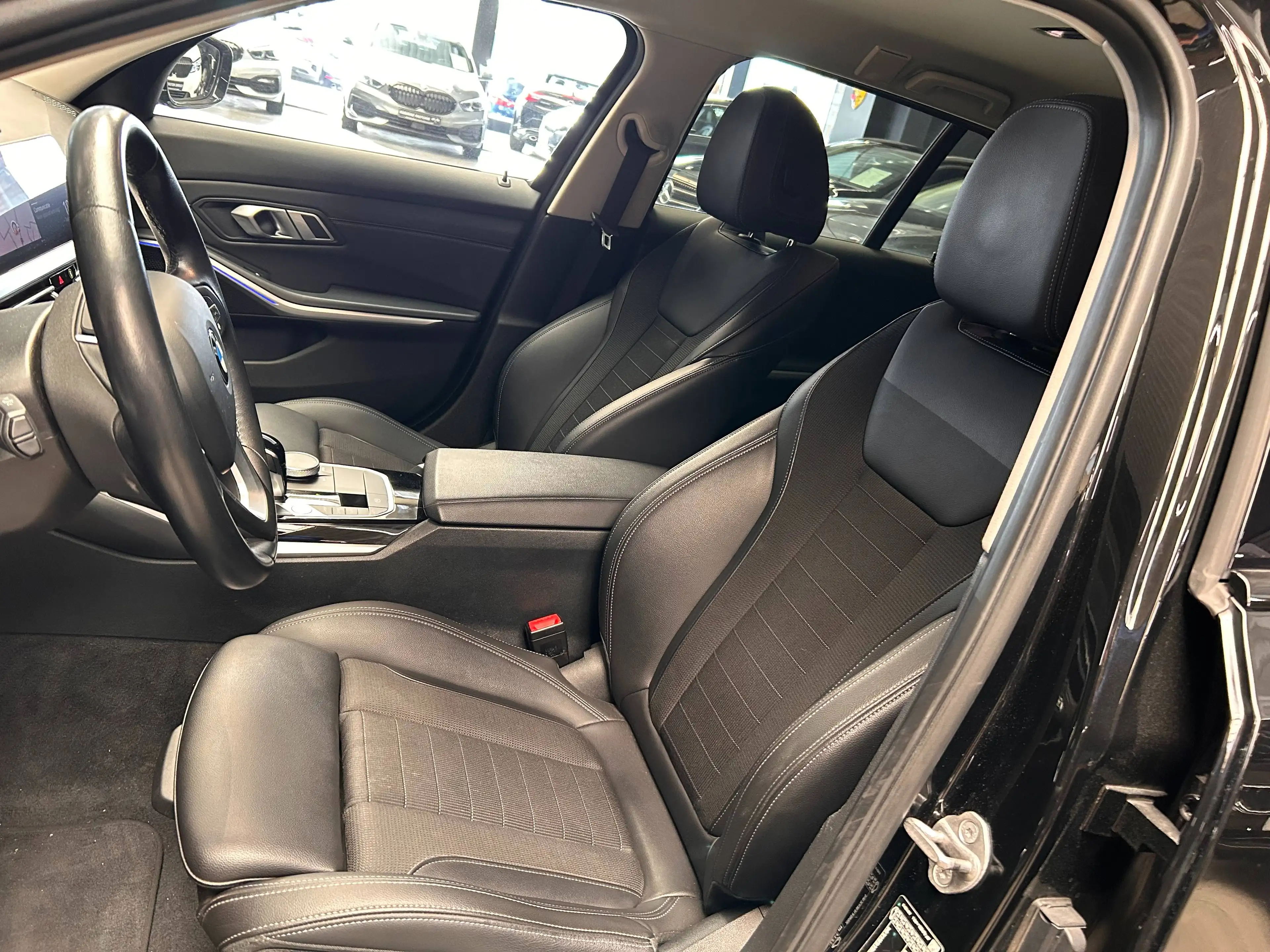 BMW 316 dA Touring SportLine Alu18"/Led/Pdc/Gps/Live/Cruise/Carplay/Bt *1j garantie* — photo 7