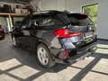 BMW iX1 30 xDrive M Sport Pano_AHK_DrivAssPro_HUD_HarmKard Schwarz - thumbnail 4