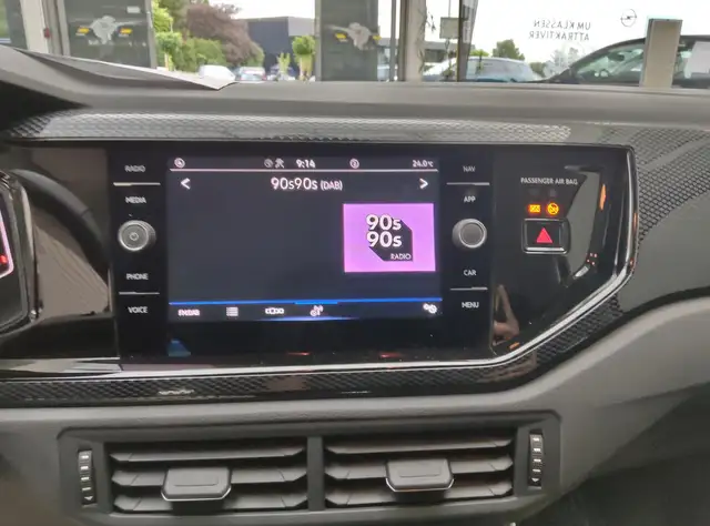 Volkswagen Polo view 13