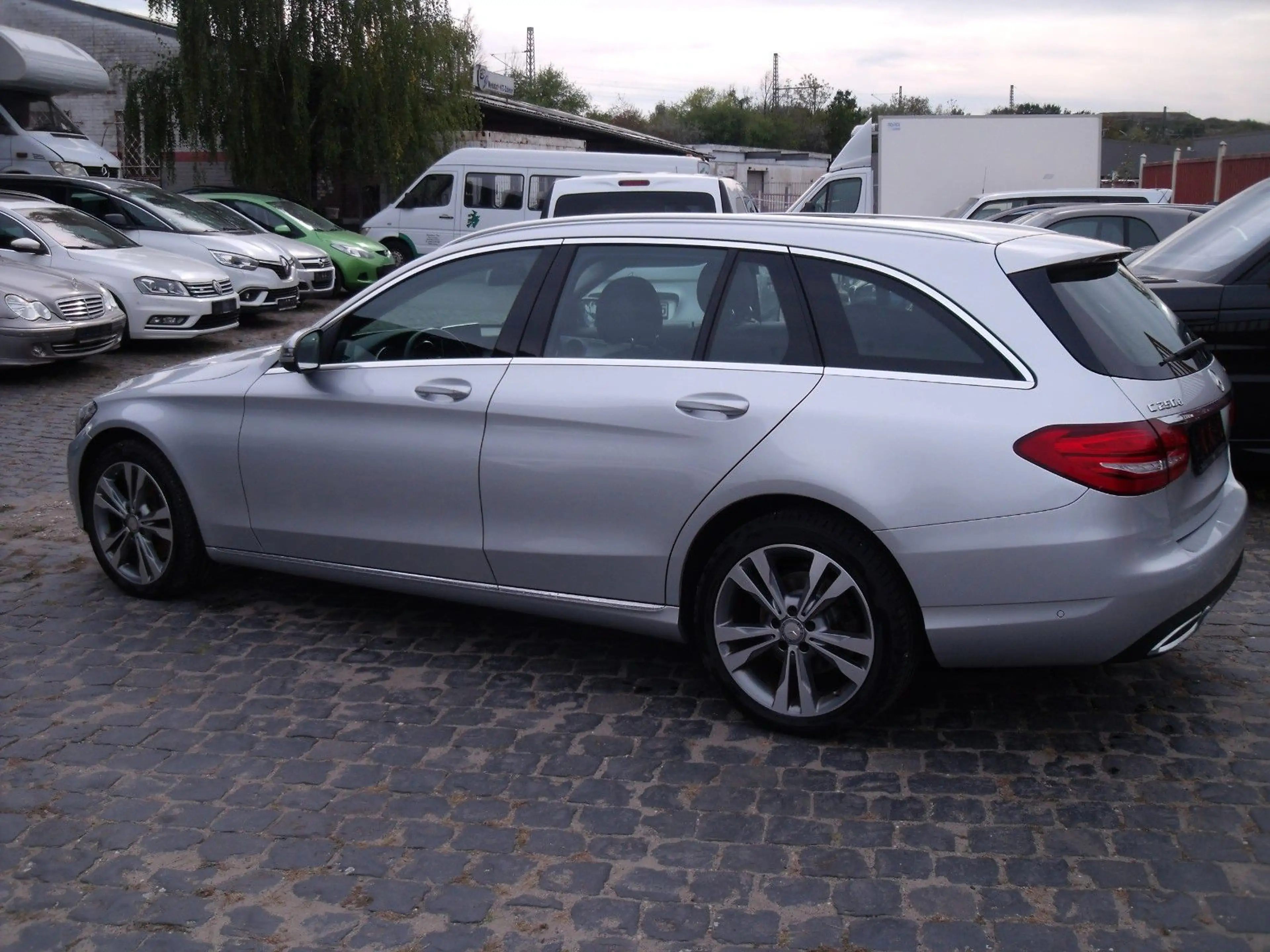 Mercedes-Benz C 250 T d 4Matic — photo 4