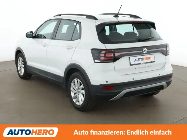 Volkswagen T-Cross view 4