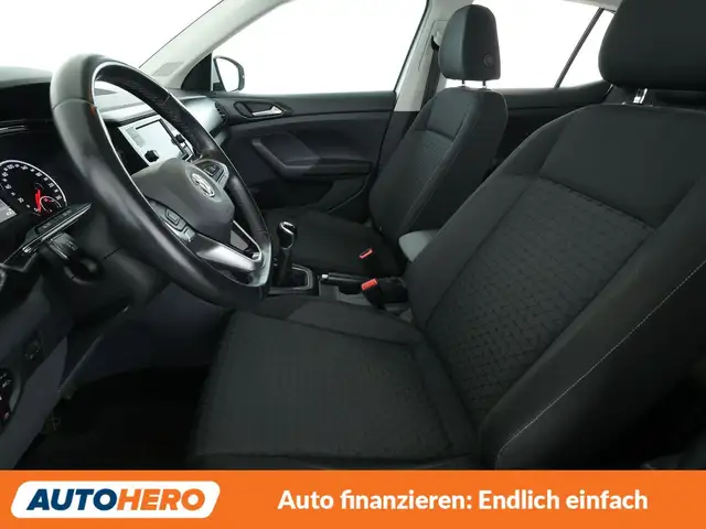 Volkswagen T-Cross view 10