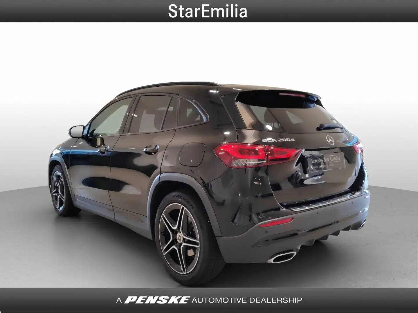 Mercedes-Benz GLA 200 GLA 200 d Automatic Premium Schwarz - 2