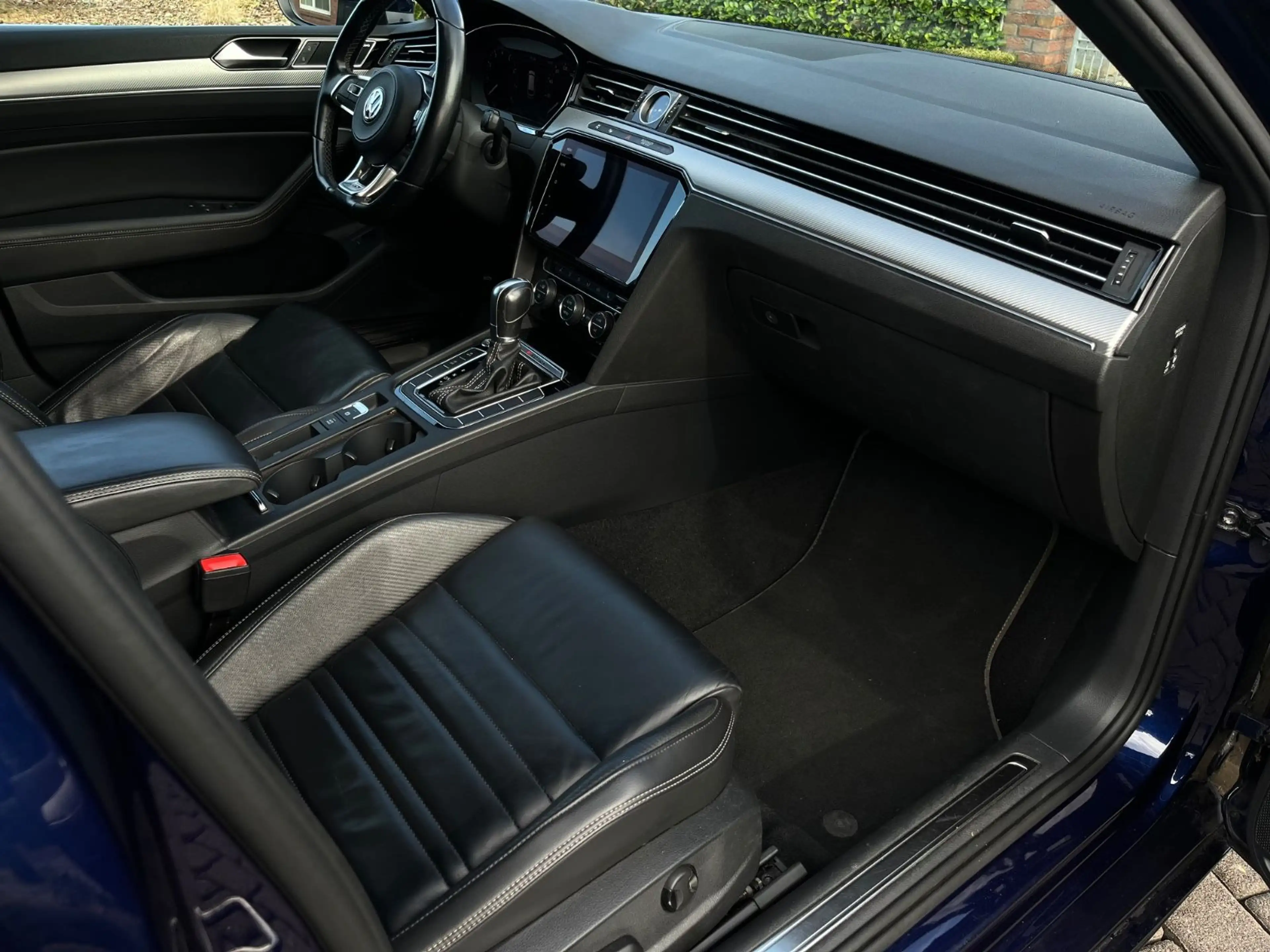 Volkswagen Passat Variant Passat V. High. 4Mot.(1.Hand+R Line+LED+Pan+Dyn) — photo 12