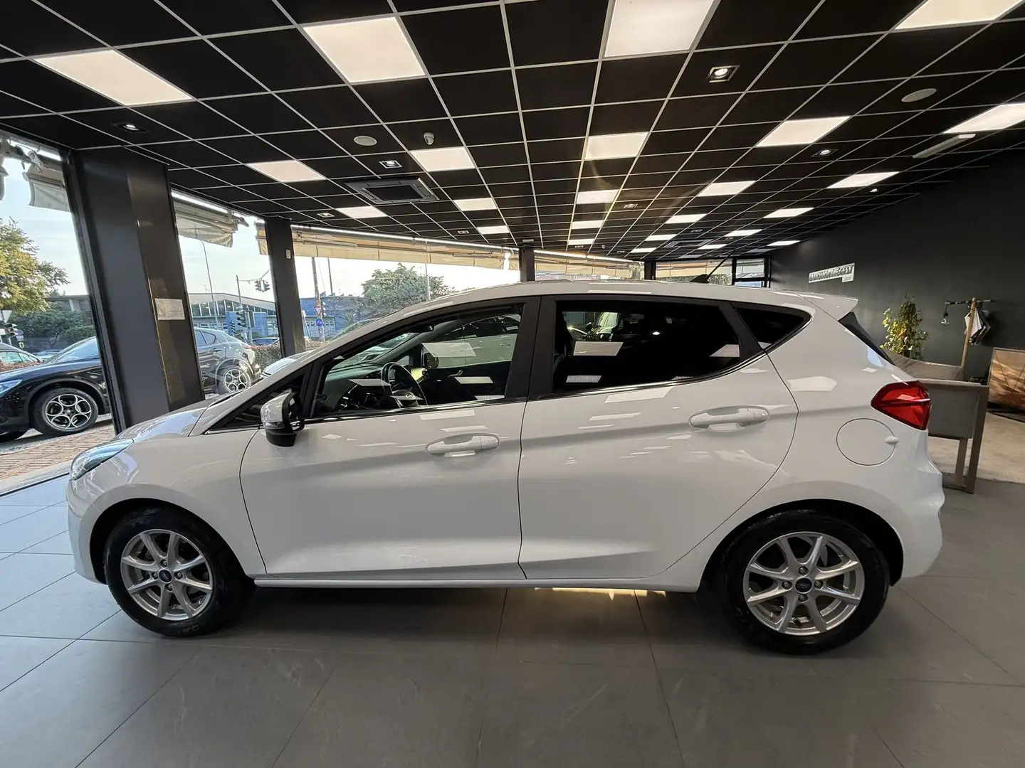 Ford Fiesta Fiesta 1.1 75 CV GPL 5 porte Titanium Blanco - 2