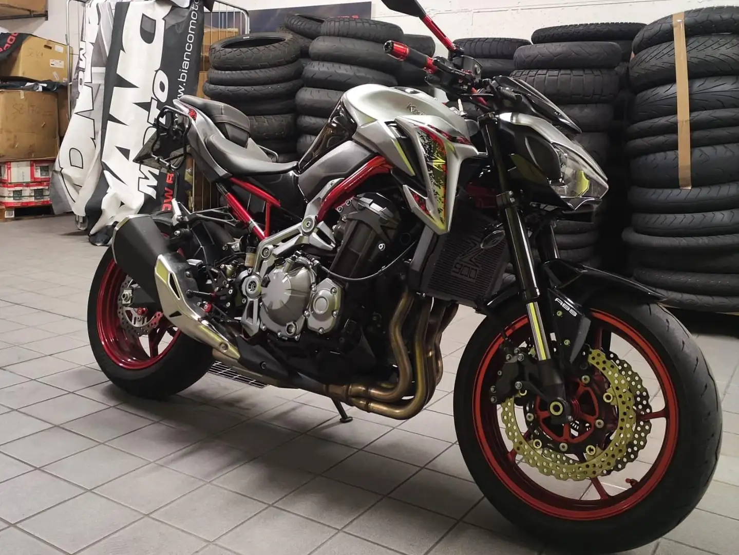Kawasaki Z 900 abs Argento - 1