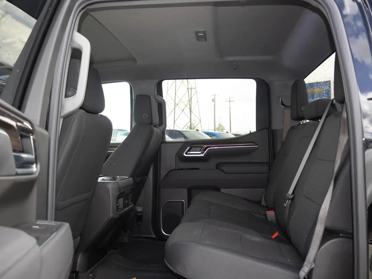 Chevrolet Silverado 1500 снимка Chevrolet Silverado 1500