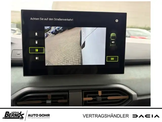 Dacia Sandero view 15